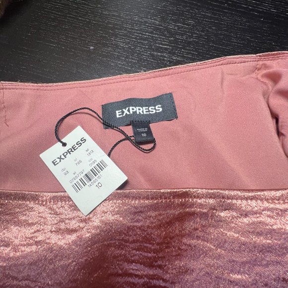 Express Pink Satin Mini Skirt - Picture 3 of 3